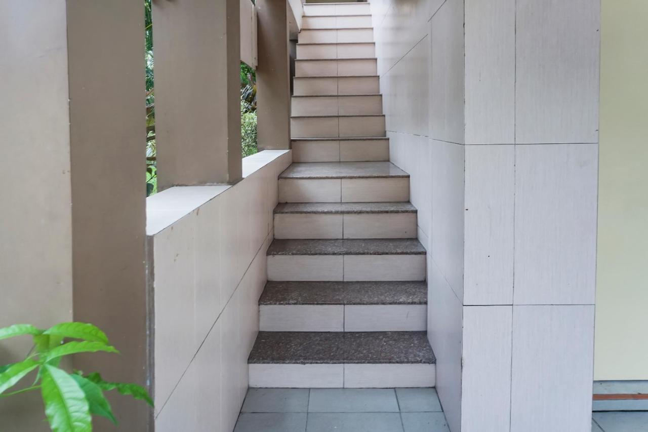Oyo 90923 Makassar Cottage Balangberu 외부 사진