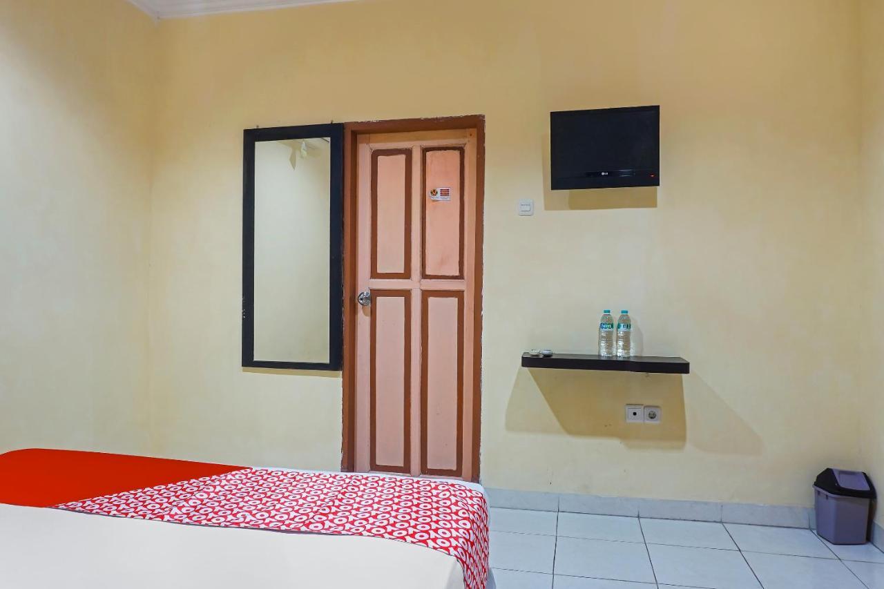 Oyo 90923 Makassar Cottage Balangberu 외부 사진