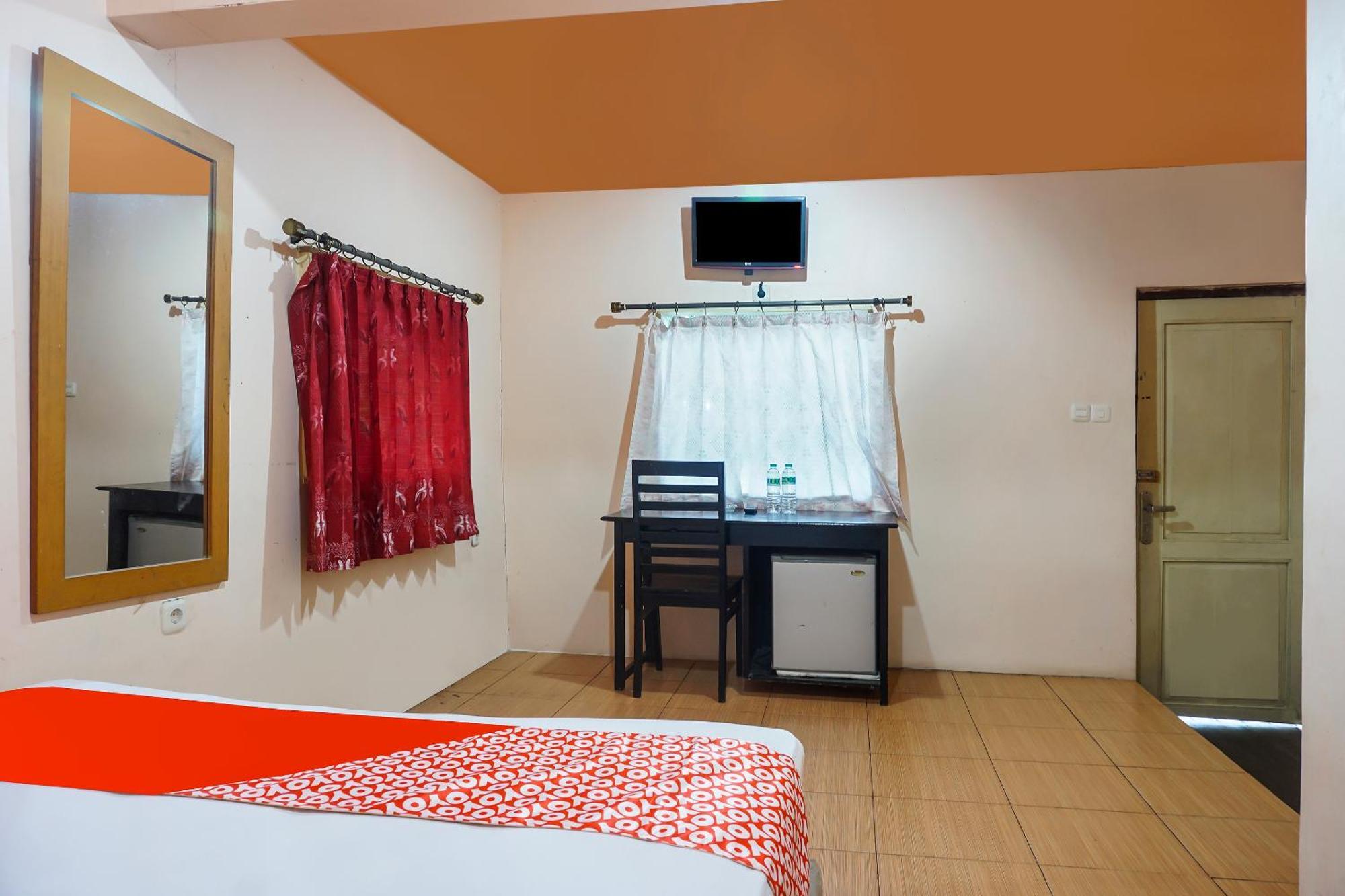 Oyo 90923 Makassar Cottage Balangberu 외부 사진